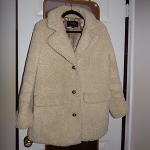 J.CREW. Teddy bear Sherpa 🧸